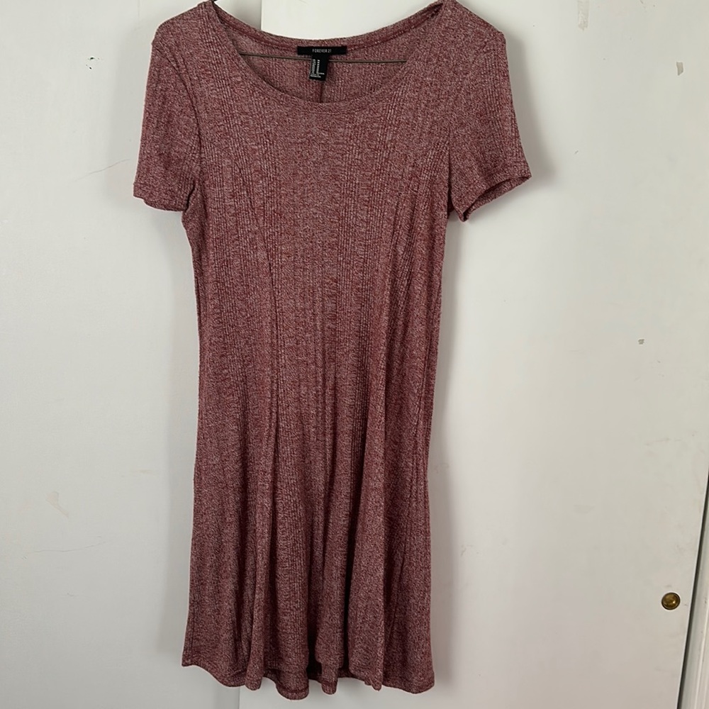 Maroon and white shirt sleeve comfy dress